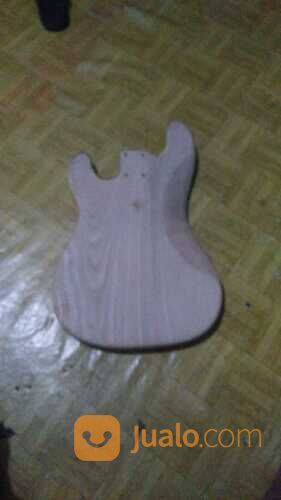 repaint bass guitar