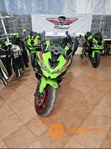 Kawasaki ZX25RR 2023 plat W odo 2.000km