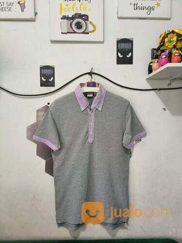 Kaos Polo Uniqlo x Michael Bastian Abu Abu Kerah Pink Garis Garis