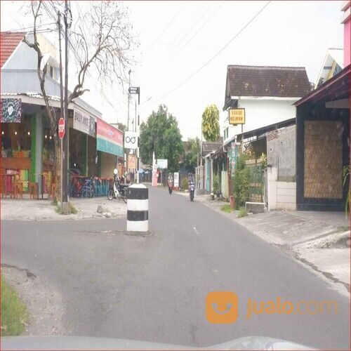 Dekat Lapangan Sembego, Maguwo, 100 an M2. Akses Mobil