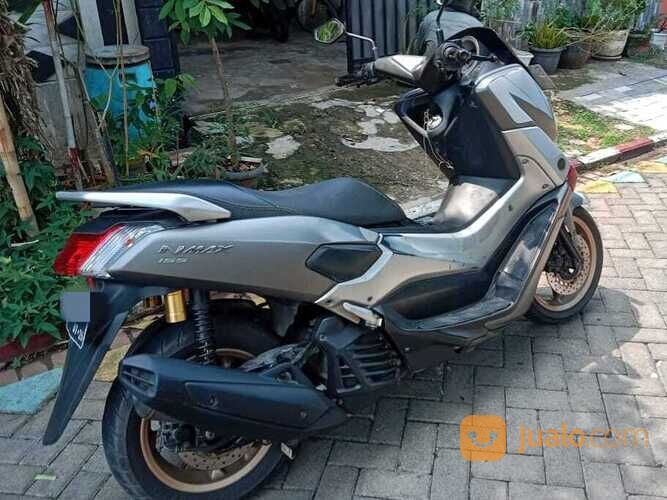 Motor Nmax 2018 kondisi 95% abu-abu bisa nego