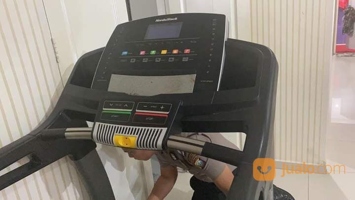 PUSAT SERVICE TREADMILL SRENGAT