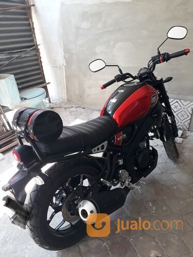 yamaha xsr merah 2023