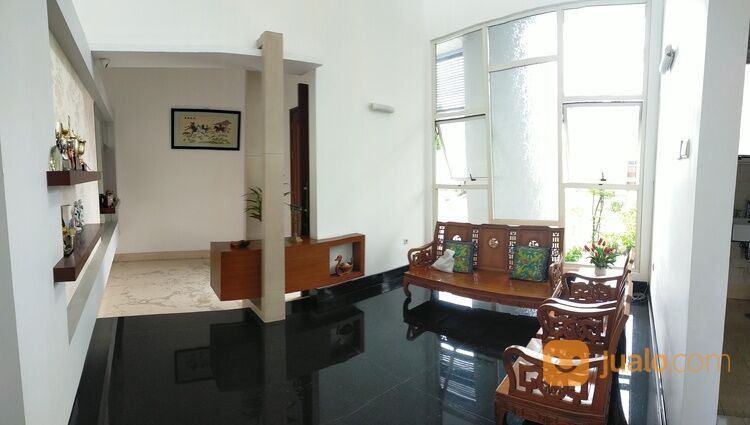 RUMAH ASRI TAMAN TELAGA GOLF BSD