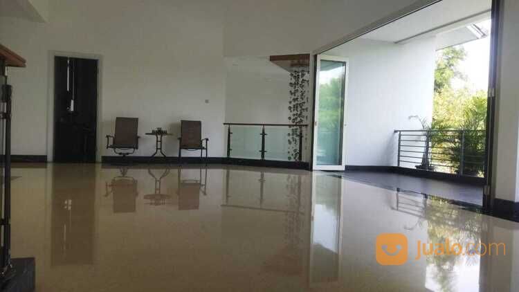 RUMAH ASRI TAMAN TELAGA GOLF BSD