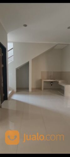 Rumah Siap Huni Cluster Fedora Park Suvarna Sutera Cikupa Tangerang