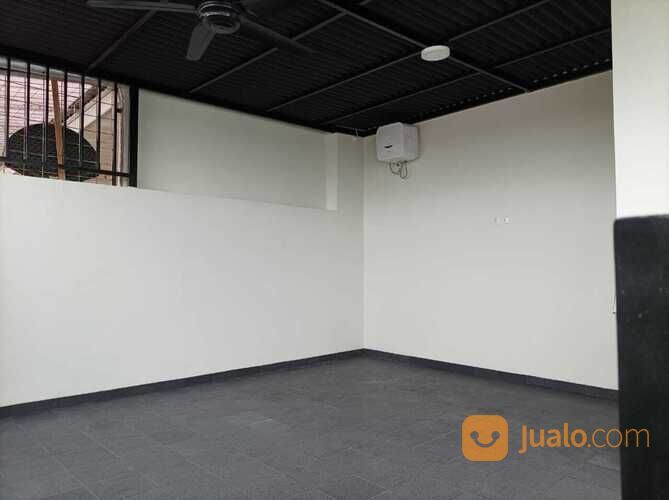 Rumah Baru di Perumahan Grand Taruma, Karawang