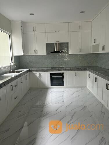 Rumah Baru di Perumahan Grand Taruma, Karawang