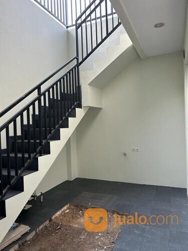 Rumah Baru di Perumahan Grand Taruma, Karawang