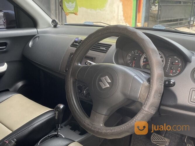 Suzuki Swift 2008 Hitam Matic