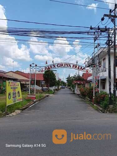 RUMAH LOKASI STRATEGIS JALAN PARIS 2 / PARIT H. HUSEIN 2, KOMPLEK ALEX GRIYA PALM