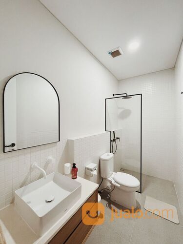 RUMAH FULL FURNISHED LOKASI Rumah AVANI INIKA ISLAND BSD cCity