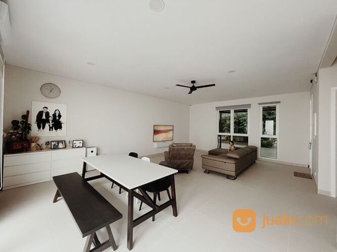 RUMAH FULL FURNISHED LOKASI Rumah AVANI INIKA ISLAND BSD cCity