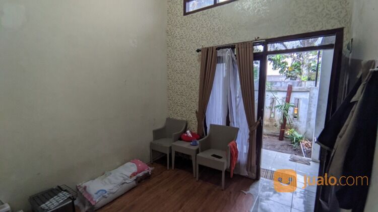 (BWI A.377) Rumah di Perum BMI Blok Penataran No. 17 Maron Kec. Genteng - Banyuwangi