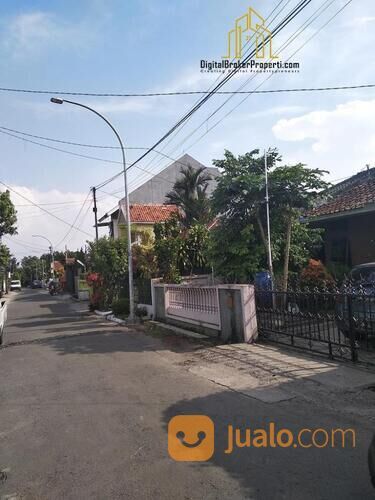 Rumah Jadul dengan Tanah Luas Harga Terjangkau di Turangga Buah Batu bandung