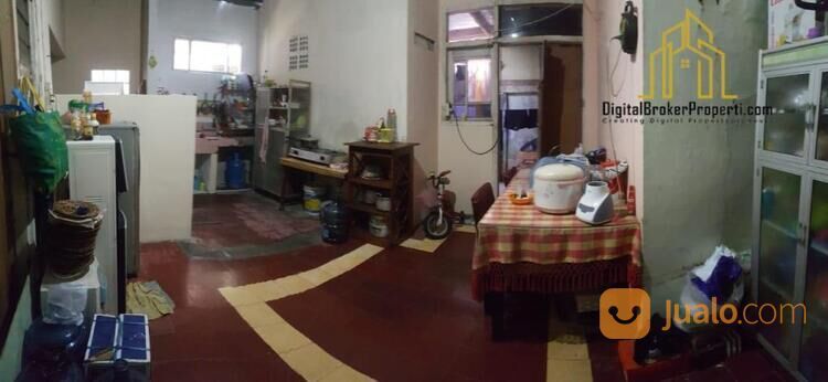 Rumah Jadul dengan Tanah Luas Harga Terjangkau di Turangga Buah Batu bandung