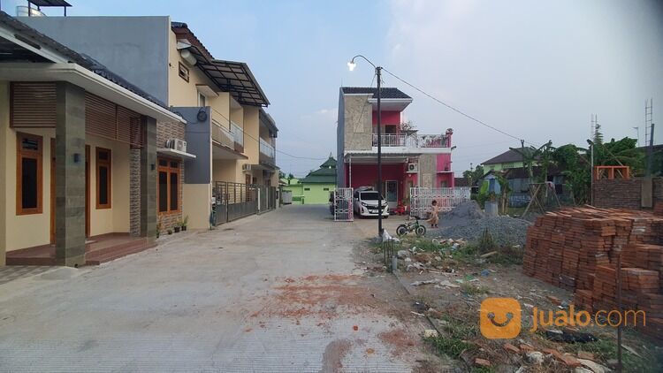 Rumah Mewah di Perumahan Graha Puri Residence Pati Kota .,