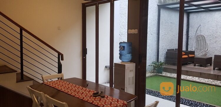 sewa rumah bagus jl cijawura girang soekarno hatta margacinta buahbatu bandung