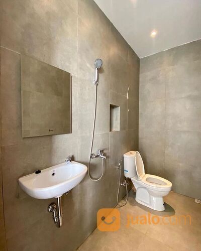 Rumah Modern di Tiyasan Condongcatur Dekat Kuliner Sate Ratu