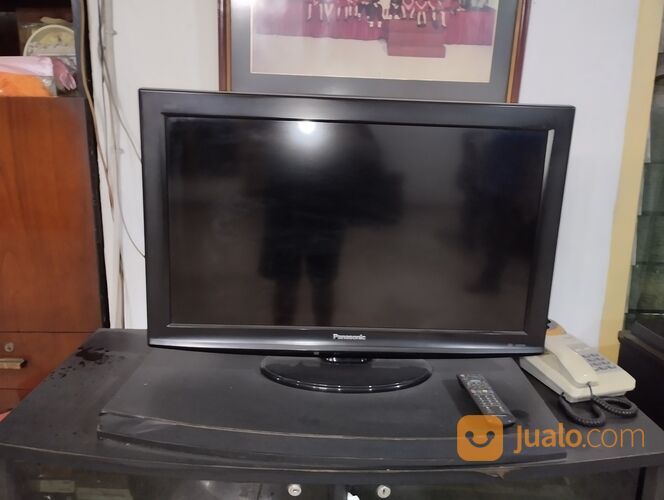 TV Second Merk Panasonic 32 Inch