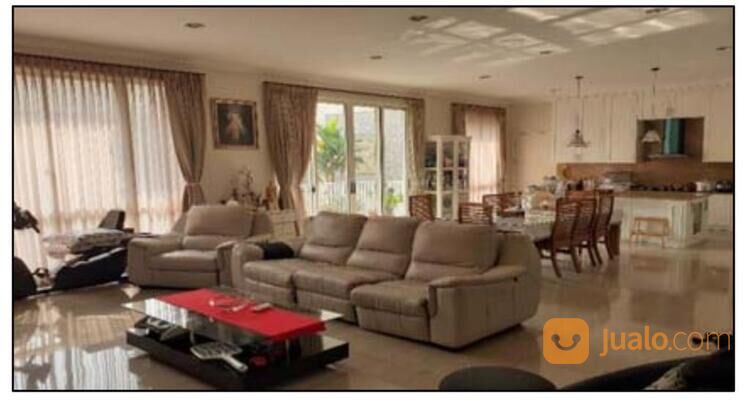 Rumah mewah di Cluster Amethyst Gading Serpong