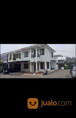 RUMAH MAHONI TOWN HOUSE JL. KAIR RAGUNAN PASAR MINGGU JAKARTA SELATAN.