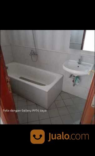 RUMAH MAHONI TOWN HOUSE JL. KAIR RAGUNAN PASAR MINGGU JAKARTA SELATAN.