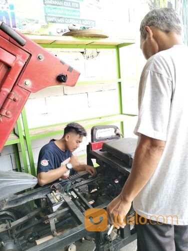 Servis motor/mobil panggilan