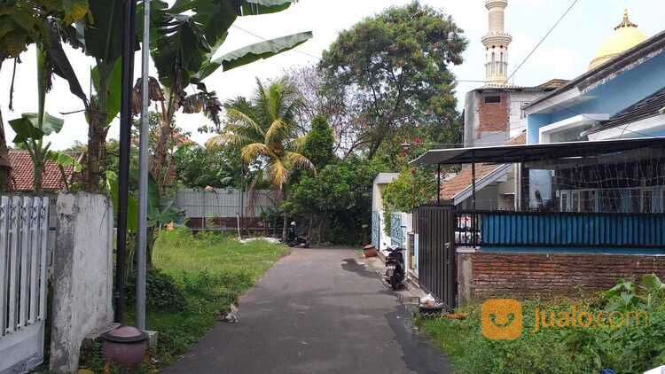 TANAH LOKASI DEKAT JALAN RAYA DAN PERMUKIMAN DI KOTA MALANG