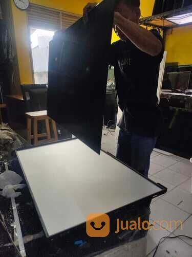 SERVIS TV TERDEKAT - BERGARANSI - TEKNISI PROFESIONAL