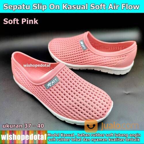 Sepatu Hole Slip On air flow Soft