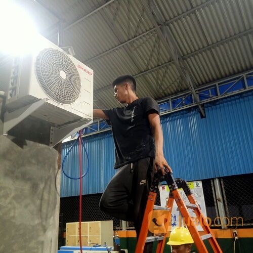 AC anda tidak dingin,menetes, remote eror. Kami solusi nya