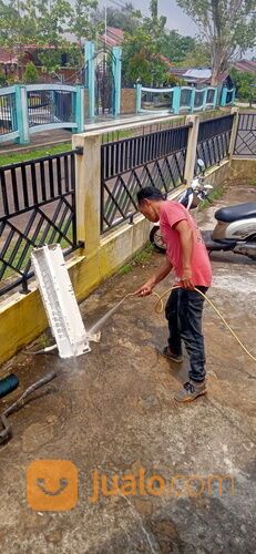 AC anda tidak dingin,menetes, remote eror. Kami solusi nya