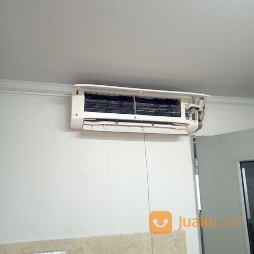 AC anda tidak dingin,menetes, remote eror. Kami solusi nya