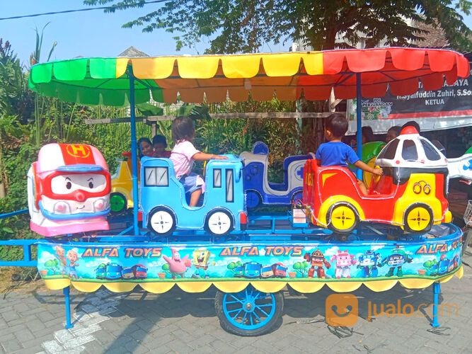 odong kereta panggung robocar tayo