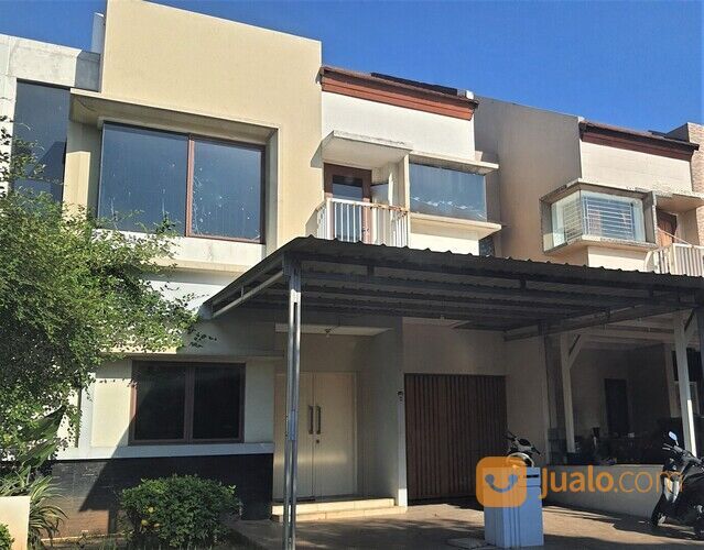 Rumah 2lt luas 148m type 4KT Cluster Cassia JGC Jakarta Garden City Cakung