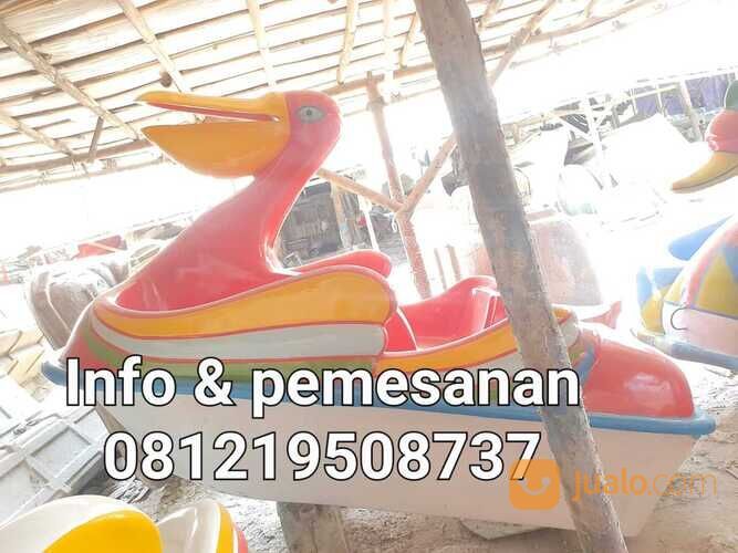 sepeda air bebek perahu bebek karakter burung pelikan merah sedang terbaru
