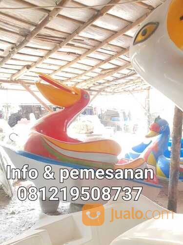 sepeda air bebek perahu bebek karakter burung pelikan merah sedang terbaru