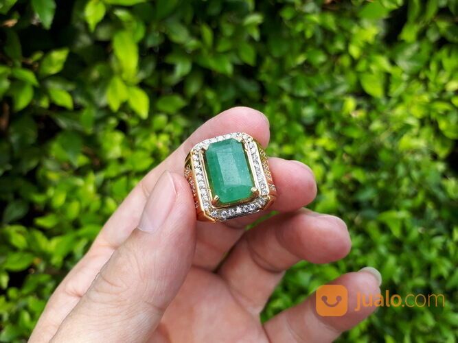 Batu Permata Natural Zamrud Emerald Beryl ZR016 Size Ideal Mewah