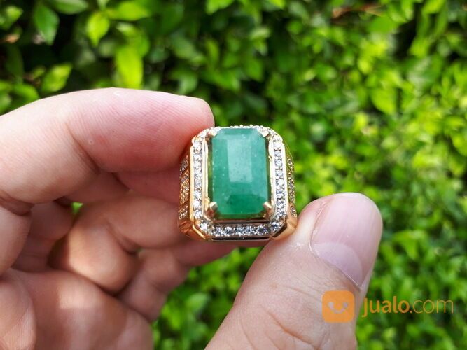 Batu Permata Natural Zamrud Emerald Beryl ZR016 Size Ideal Mewah