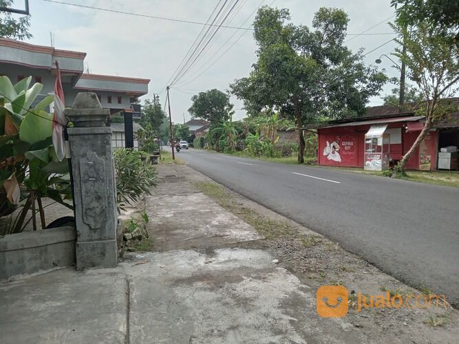 Tanah dan Rumah Strategis Pinggir Jalan Raya Winong Kidul Dekat Pasar Winong Pati