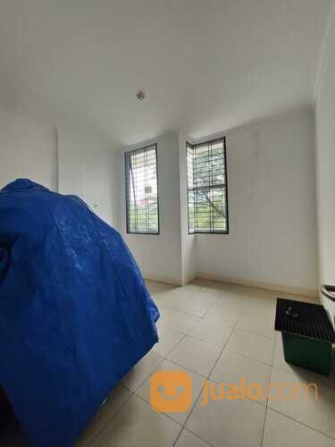 Ruko Taman Cemara Harapan Indah Dekat Bundaran