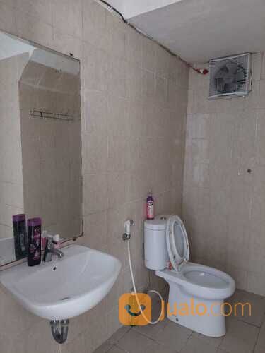 Rumah besar 5 kamar di Talaga Bestari cluster fluora