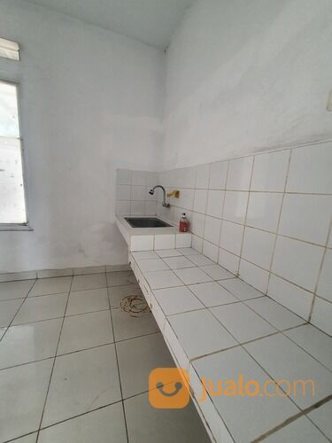 Rumah besar 5 kamar di Talaga Bestari cluster fluora