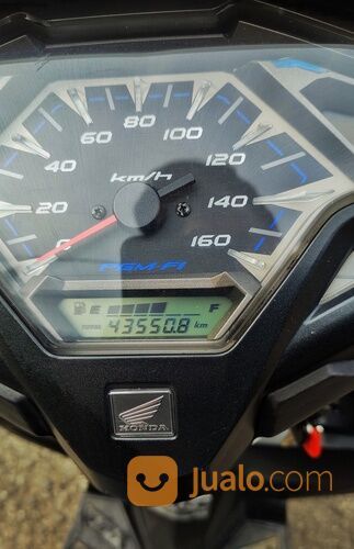 VARIO 150cc. 2017 + GIVI E45 13.0JT (NEGO)