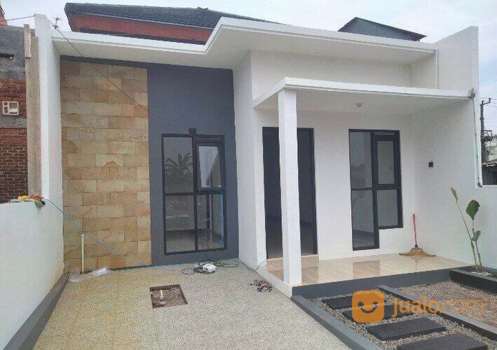 Rumah mewah pinggir jalan raya samping Indomaret jatimekar 2 paniisan