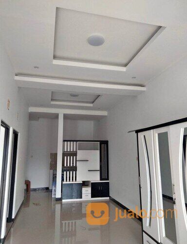 Rumah mewah pinggir jalan raya samping Indomaret jatimekar 2 paniisan