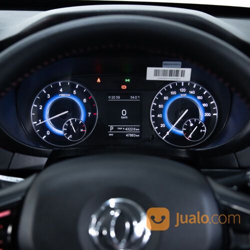 DFSK GLORY 560 (ELEGANT WHITE) TYPE LUXURY 1.5 CVT (2021)