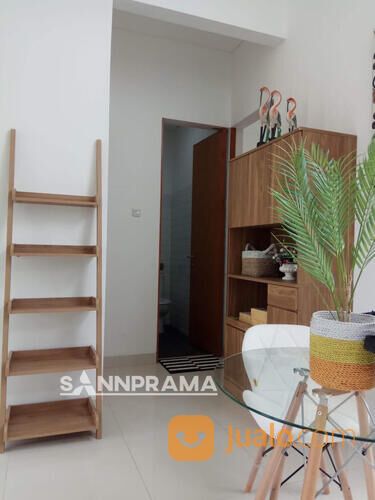 Rumah Townhouse Exclusive Moderen Strategis di Sawangan Depok