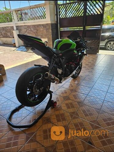 Kawasaki Zx6R 2023 plat L odo 2000
